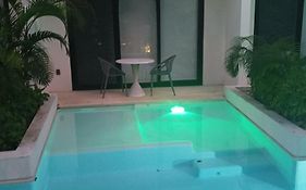 luxury central park lagunas